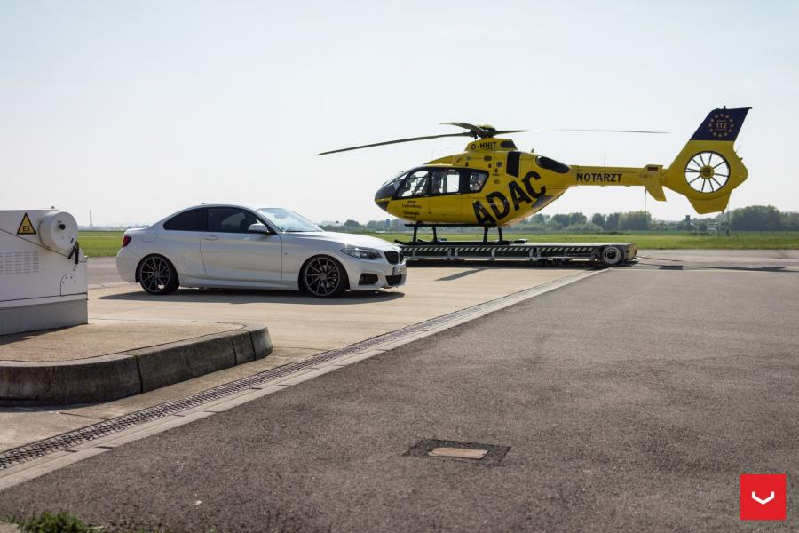  BMW 2-Series on Vossen Wheels (CVT) 2017 года  (фото 23 из 46)